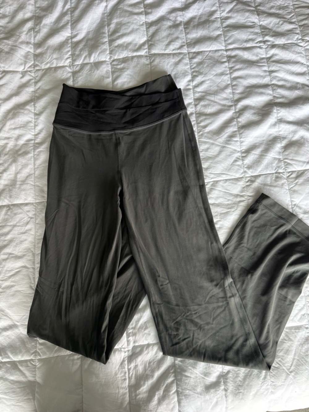 Lululemon Groove Crossover Bootcut Leggings